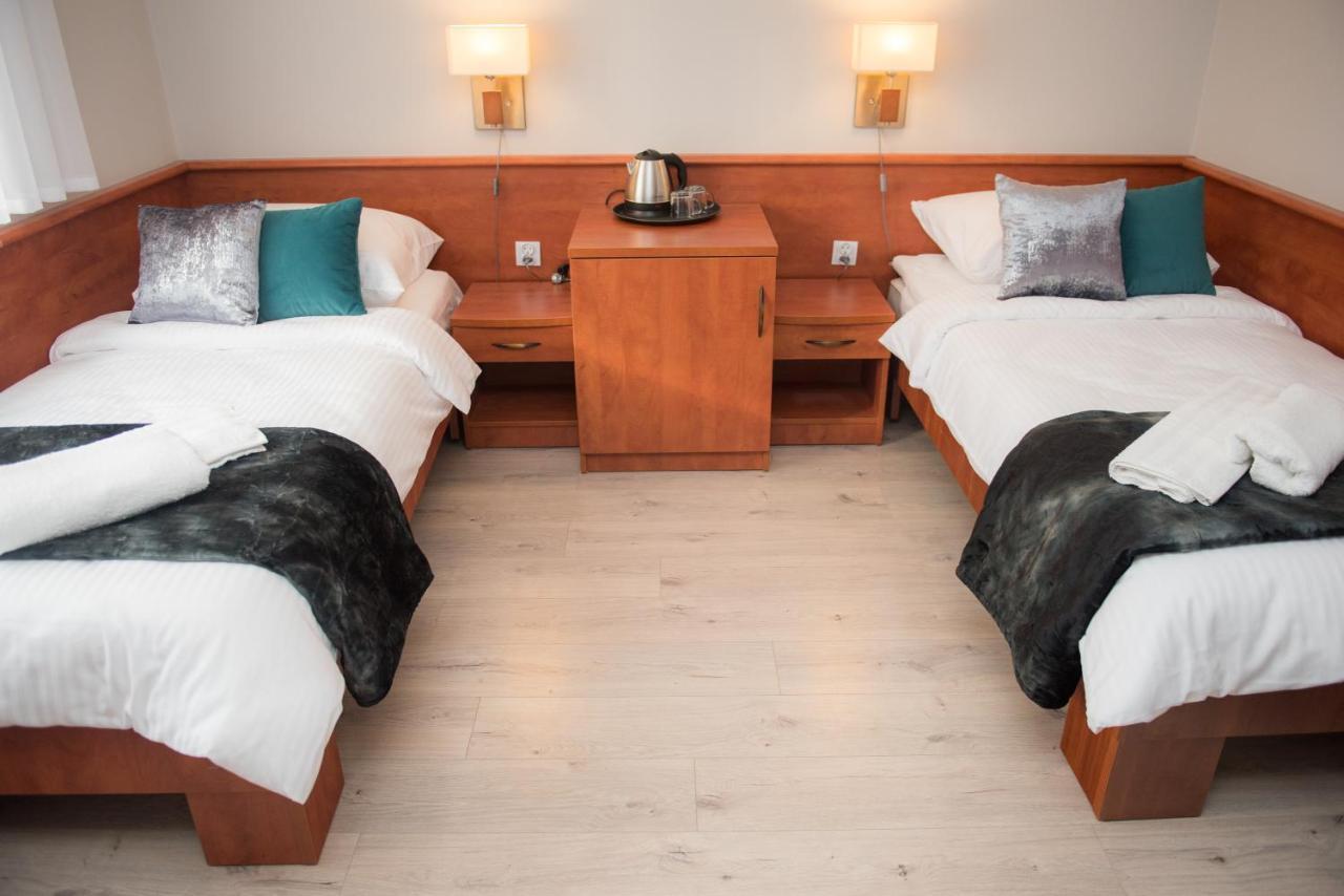 Geris Lejlighedshotel Częstochowa Eksteriør billede