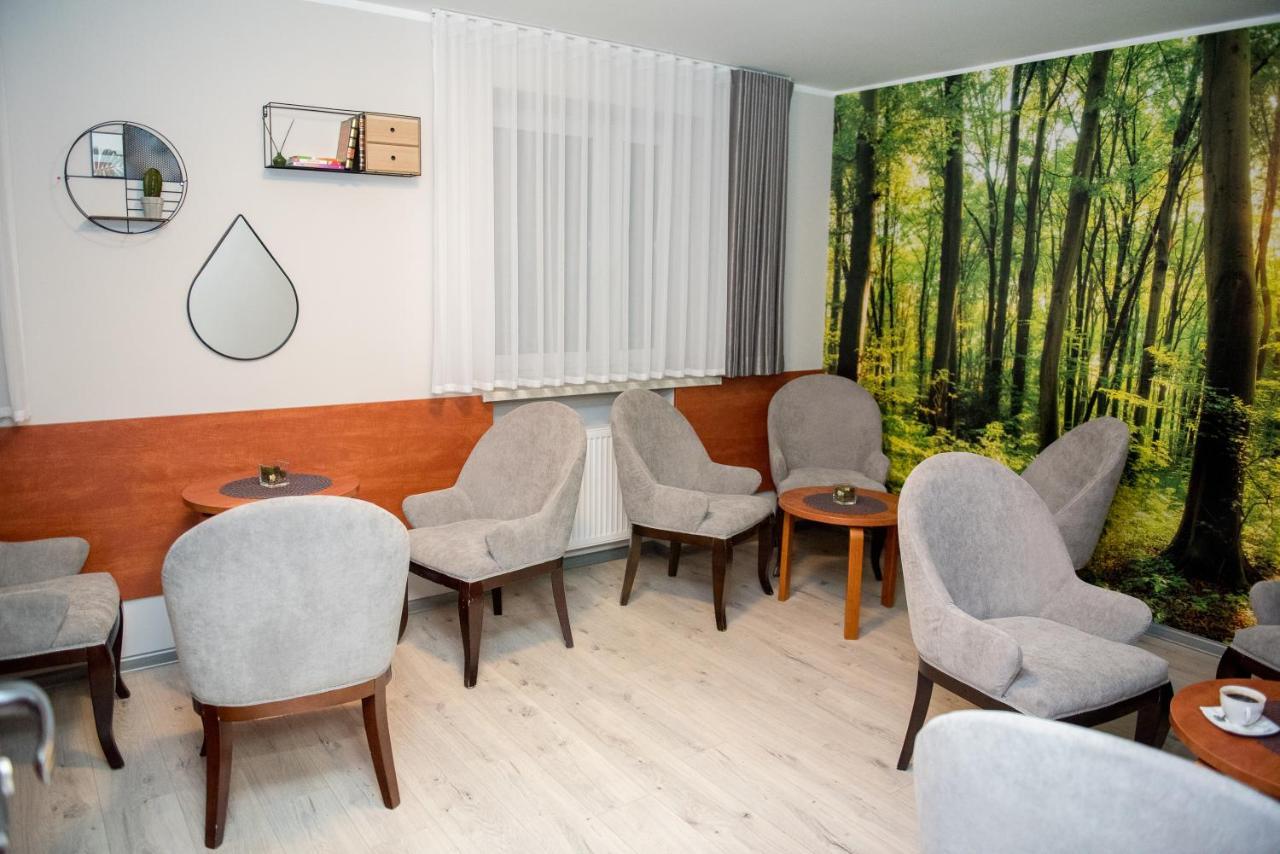 Geris Lejlighedshotel Częstochowa Eksteriør billede