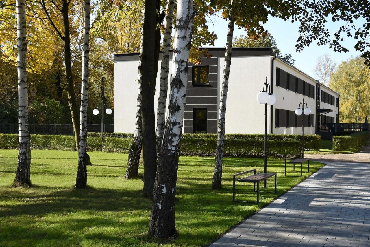 Geris Lejlighedshotel Częstochowa Eksteriør billede
